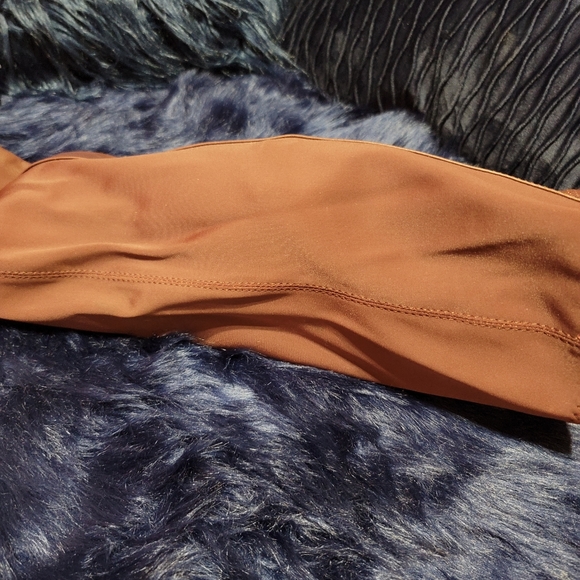 Ladies Burgandy High Fashionable Boots - Picture 6 of 16